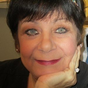 Meet your Posher, Laurie